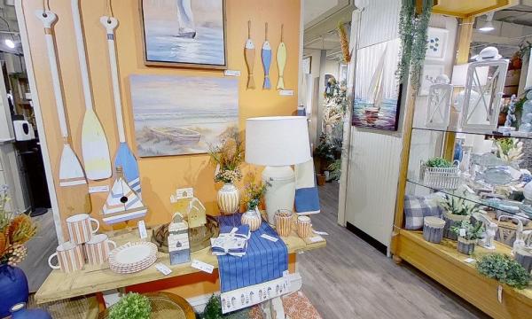 Wholesale Home, Garden, Giftable Décor! > Melrose International